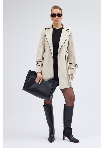 Kaşe Kadın Şık Yaka Kaban ve Kemer