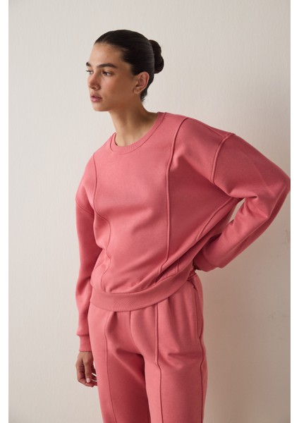 Çöl Gülü Oversize Bisiklet Yaka Crop Sweatshirt