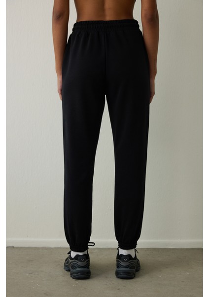 Siyah Yüksek Bel Bağcıklı Jogger Eşofman Altı