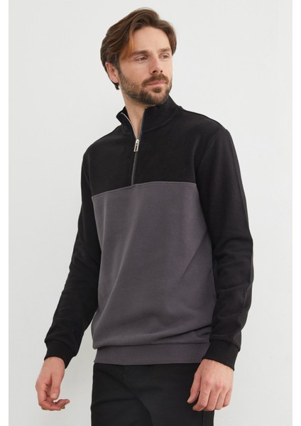 Renk Bloklu Yarım Fermuarlı Dik Yaka Kazak