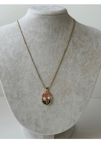 Pembe ve Yeşil Renkli Çiçekli Gold Kolye