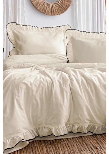 Çift Kişilik Nevresim Seti %100 Pamuklı Süs Overloklu Fırfırlı indirimleri