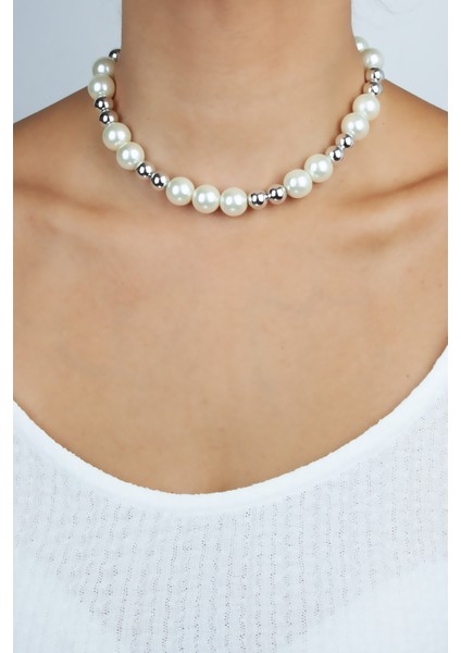 Metalize Detay Cam Inci Kolye