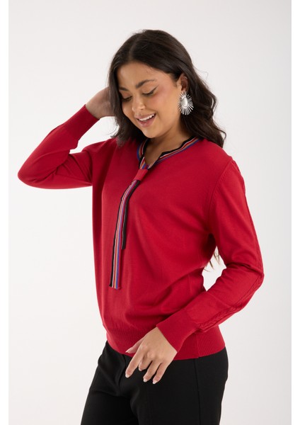 Kadın Kırmızı Elit Viskon Kumaş Kontrast Şeritli Bisiklet Yaka Triko Bluz modelleri