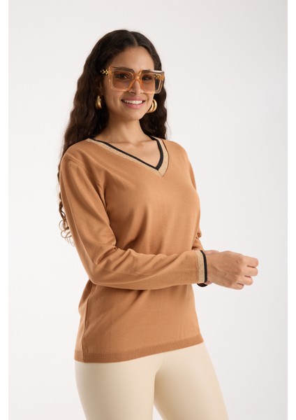 Kadın Bej Elit Viskon Kumaş Kontrast Sim Biyeli V Yaka Triko Bluz fırsatları