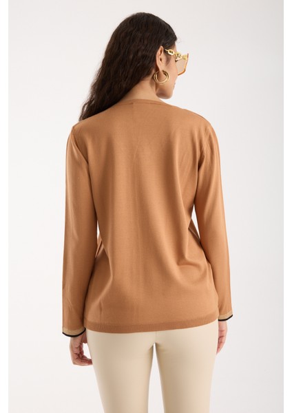 Kadın Bej Elit Viskon Kumaş Kontrast Sim Biyeli V Yaka Triko Bluz