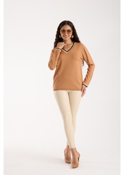 Kadın Bej Elit Viskon Kumaş Kontrast Sim Biyeli V Yaka Triko Bluz