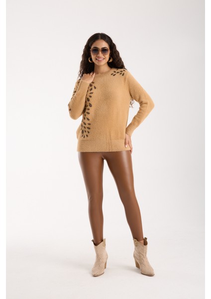Kadın Bej Sakal Iplik Boncuk Nakışlı Bisiklet Yaka Triko Bluz