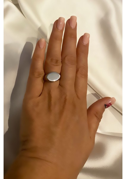 Oval Gümüş Renk Şövalye Yüzük