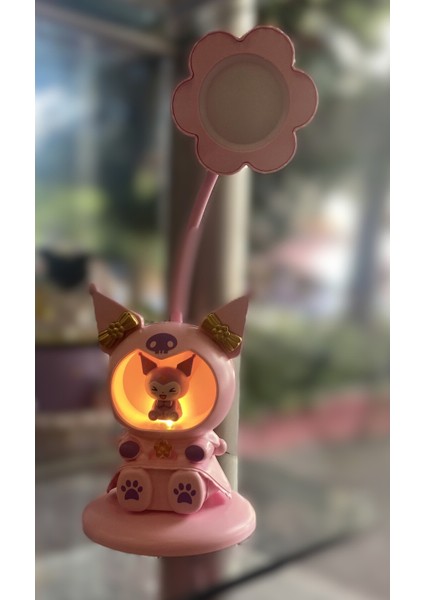 Kuromi Figürlü Masa / Gece Lambası AD15986 modelleri