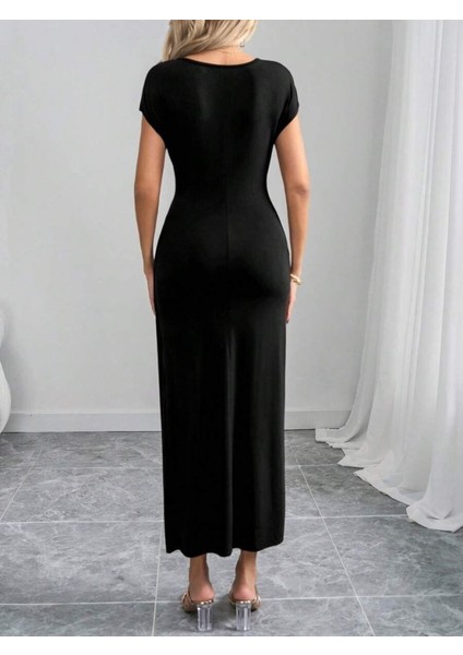 Kadın Yarım Ay Kollu Yuvarlak Yaka Önünde Toka Detaylı Modal Maxi Elbise fırsatları