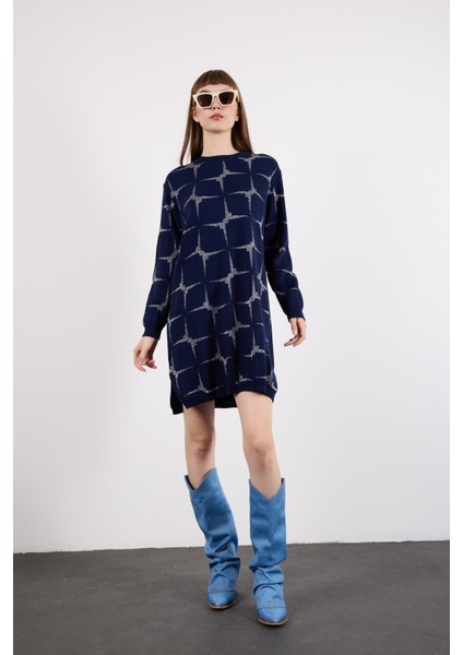 Kadın Koyu Laci Yan Yırtmaçlı Bisiklet Yaka Sim Desenli Triko Bluz fırsatları