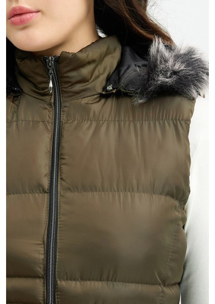 Kadın Haki Kapüşonlu Uzun Şişme Yelek modelleri