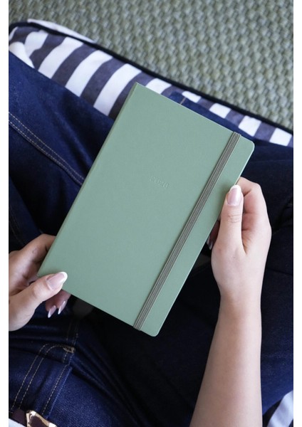 Classic 2026 Günlük Ajanda 13x21 cm Sert Kapak Ivory 70gr. fırsatları