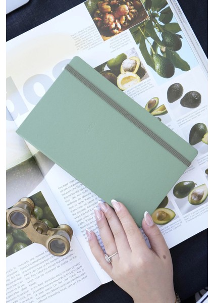 Classic 2026 Günlük Ajanda 13x21 cm Sert Kapak Ivory 70gr. indirimleri