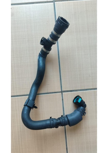 M8A2-8B505-CB SU HORTUM BORUSU JAGUAR F-PACE X761