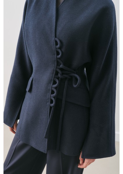 Aroa Bağlamalı Kaşe Ceket Lacivert fırsatları