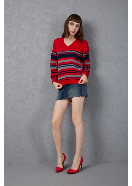 Kadın Kırmızı Çizgili V Yaka Şönil Kadife Triko Kazak