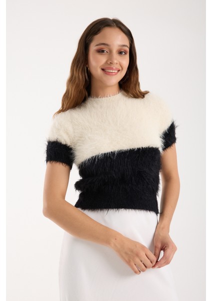 Kadın Ekru-Siyah Sakal Iplik Iki Renkli Kısa Kollu Bisiklet Yaka Triko Kazak