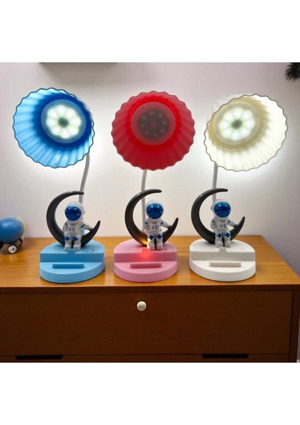 Uzay Figürlü Çocuk Masa Lambası Gece Lambası LED Işıklı Aydınlatma Kalemtıraşlı Masa Gece Lambası