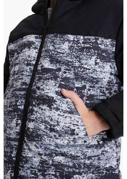 Erkek Çocuk Su İtici Kapüşonlu Fermuarlı Şişme Mont E7418A825WN indirimleri