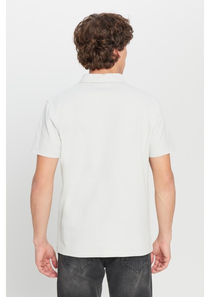 %100 Pamuk Slim Fit Dar Kesim Polo Yaka Jakarlı Triko Tişört indirimleri