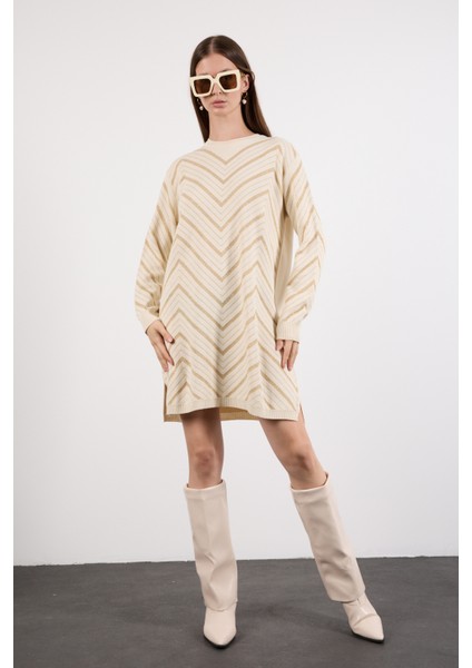 Kadın Ekru Yan Yırtmaçlı Bisiklet Yaka Sim Desenli Triko Bluz modelleri