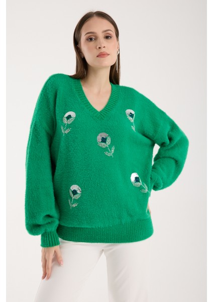 Kadın Yeşil Sakal Iplik Balon Kollu Boncuk Nakışlı V Yaka Triko Kazak