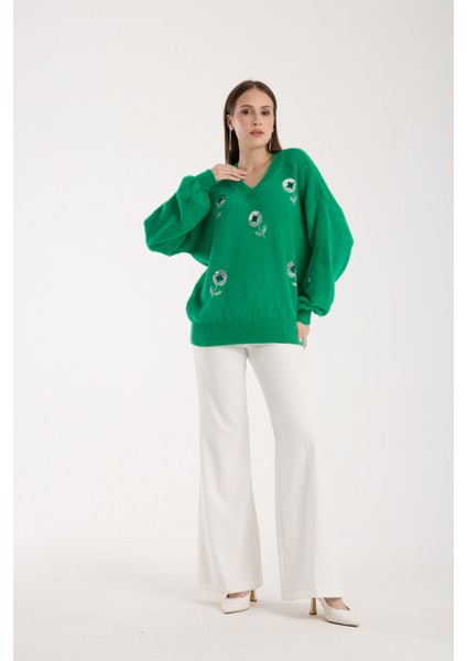 Kadın Yeşil Sakal Iplik Balon Kollu Boncuk Nakışlı V Yaka Triko Kazak