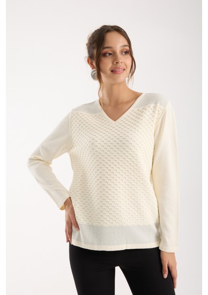 Kadın Ekru Viskon Kumaş V Yaka Simli Triko Bluz fiyatları