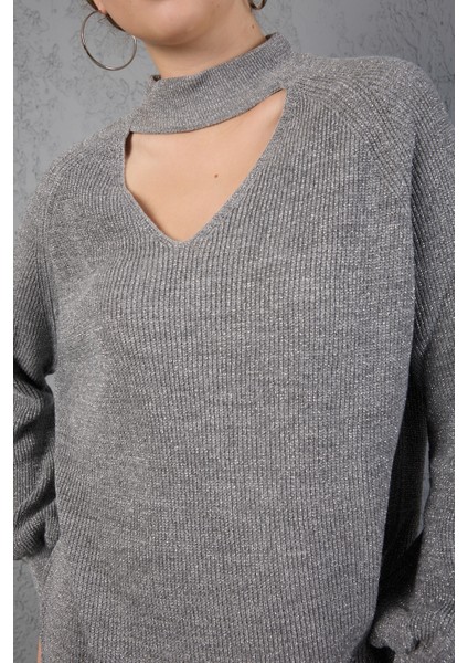Kadın Gri Simli Selanik Örgü Reglan Balon Kollu Choker Yaka Triko Kazak