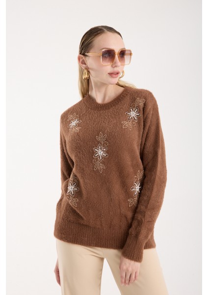 Kadın Taba Sakal Iplik Boncuk Nakışlı Bisiklet Yaka Triko Kazak fiyatları