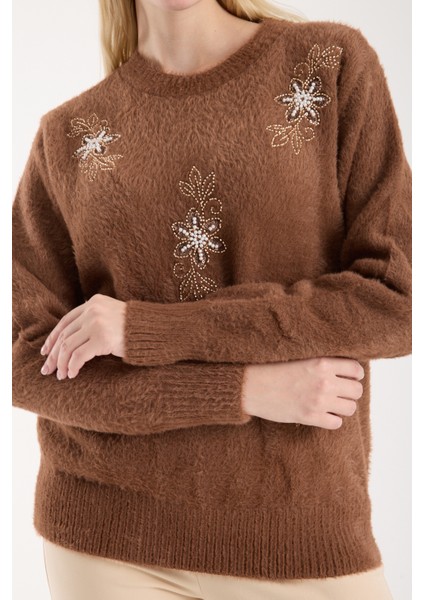 Kadın Taba Sakal Iplik Boncuk Nakışlı Bisiklet Yaka Triko Kazak modelleri