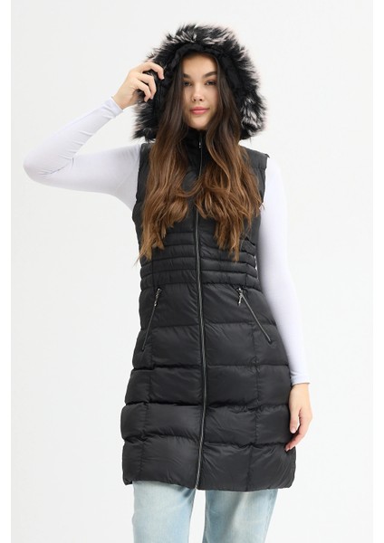 Kadın Siyah Kapüşonlu Uzun Şişme Yelek