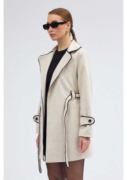 Kaşe Kadın Şık Yaka Kaban ve Kemer