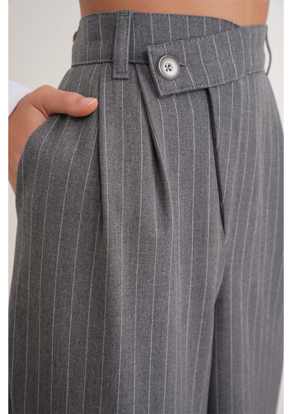4754 Kadın Çizgili Çapraz Bel Pantolon Gri