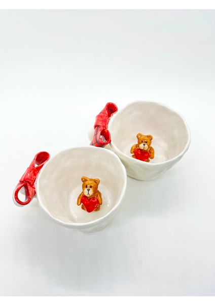 Kupa Kırmızı Kurdeleli Ayıcıklı El Yapımıı Sevimli Seramik Kupa