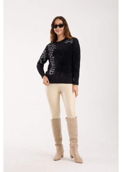 Kadın Siyah Sakal Iplik Boncuk Nakışlı Bisiklet Yaka Triko Bluz