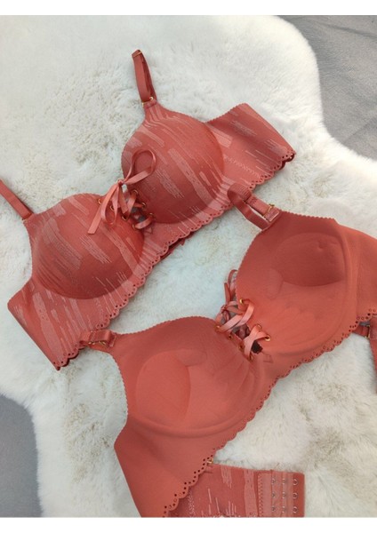 Lazer Kesim Dikişsiz Sütyen, Dolgulu Iz Yapmaz Balensiz Önden Bağalama Detaylı Sütyen indirimleri