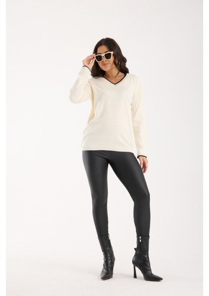Kadın Ekru Elit Viskon Kumaş Kontrast Sim Biyeli V Yaka Triko Bluz