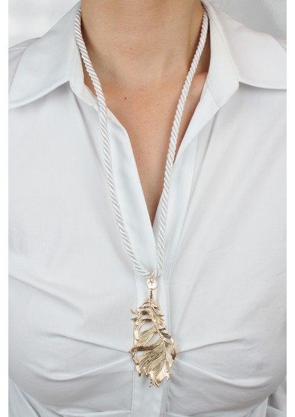 Kuş Tüyü Figür Uçlu Örgü Kolye modelleri