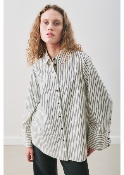 Oversıze Çizgili Gömlek Siyah Çizgi fırsatları