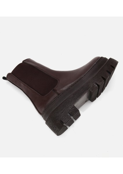 01BOH314880A480 KADIN Kahverengi Lastik Detaylı Kalın Tabanlı Düz Bot