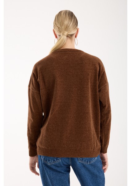 Kadın Kahve Şönil Kadife Renk Bloklu Taş Detaylı Bisiklet Yaka Triko Kazak