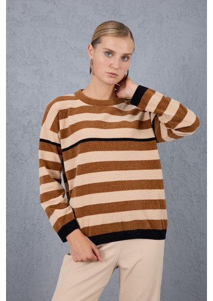 Kadın Taba-Krem Çizgili Şönil Kadife Bisiklet Yaka Omuzda Düğme Detaylı Triko Kazak fiyatları