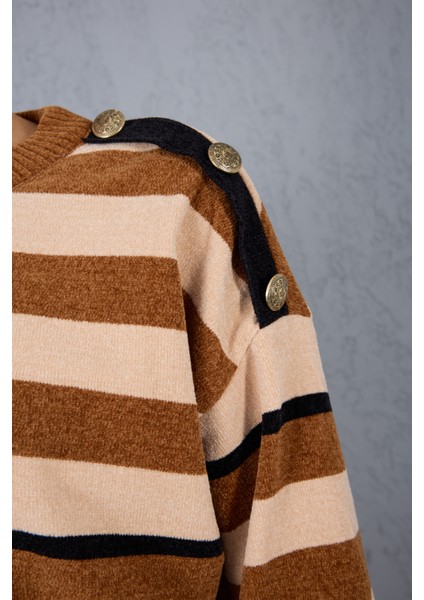 Kadın Taba-Krem Çizgili Şönil Kadife Bisiklet Yaka Omuzda Düğme Detaylı Triko Kazak indirimleri