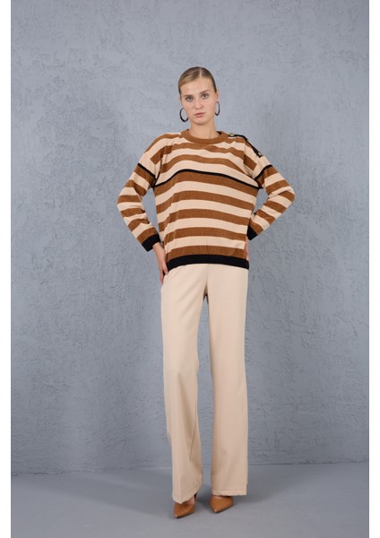 Kadın Taba-Krem Çizgili Şönil Kadife Bisiklet Yaka Omuzda Düğme Detaylı Triko Kazak