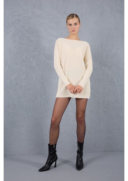 Kadın Ekru Reglan Kollu Kayık Yaka Simli Triko Kazak