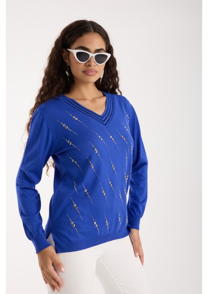 Kadın Saks Mavisi Elit Viskon Kumaş Taş Detaylı Sim Biyeli Yan Yırtmaçlı V Yaka Triko Bluz fiyatları