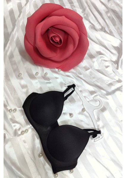 Siyah Beyaz Üçgen Kap Balenli Push Up Desteksiz Çıkmaz Askılı Ayarlanabilir Askılı Sütyen